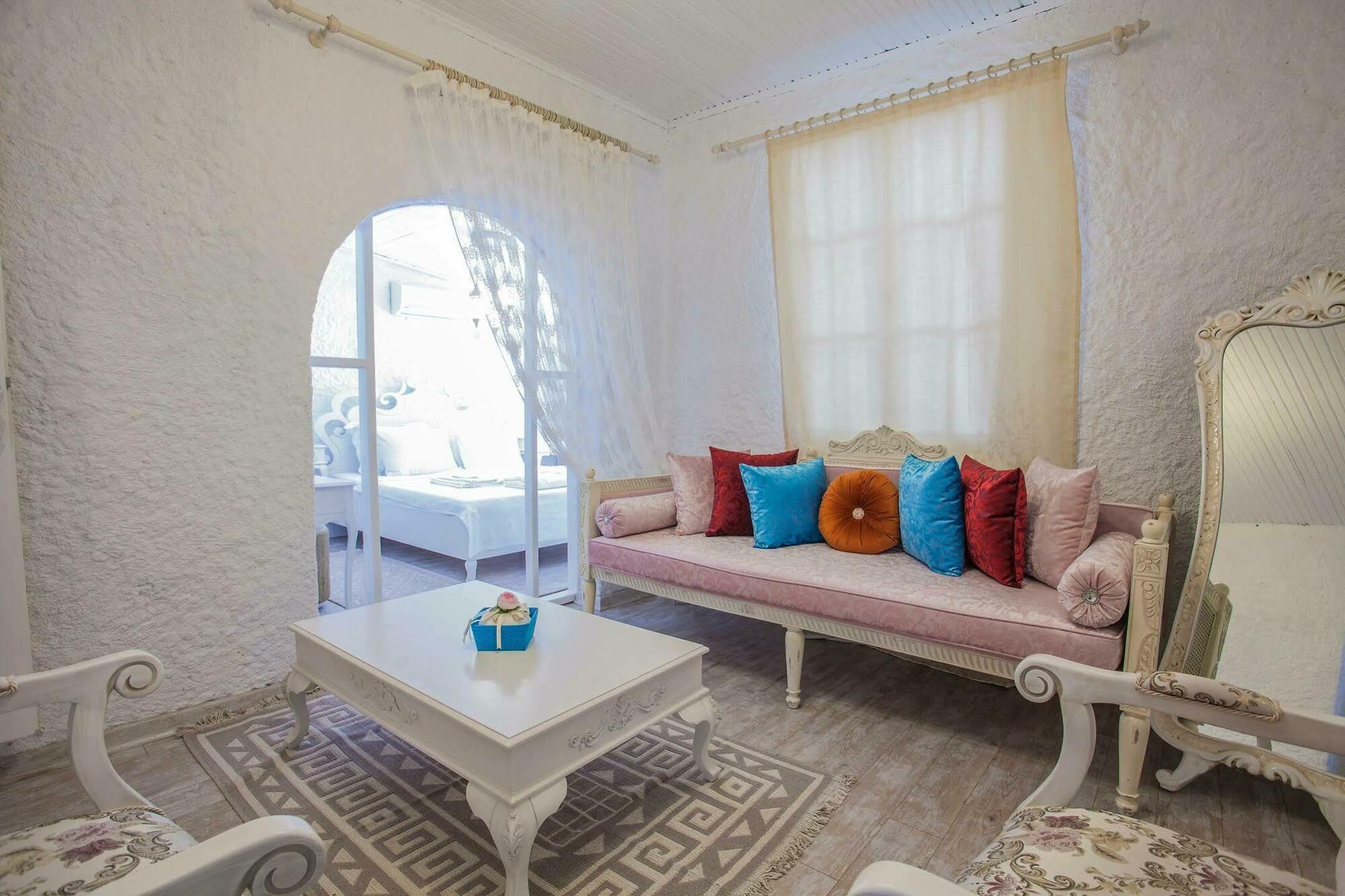 Alacati Alanur Otel Buitenkant foto